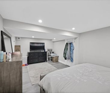 For Lease - 493 Queen Victoria Drive Unit# B, Hamilton, Ontario - Photo 4