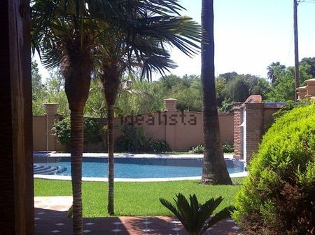 Alquiler de casa o chalet independiente en Guadalmina Baja - Photo 4