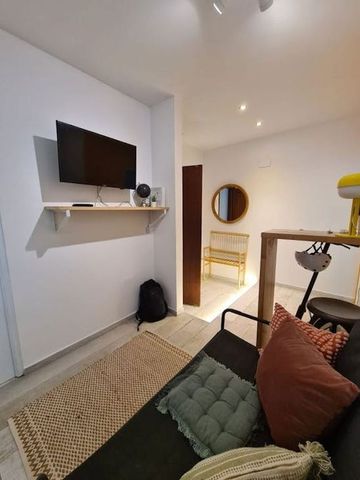 Carrer de lEnginyer Rafael Janini, Valencia, Valencian Community 46022 - Photo 4