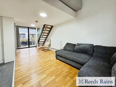2 bedroom terraced house to rent - Photo 2