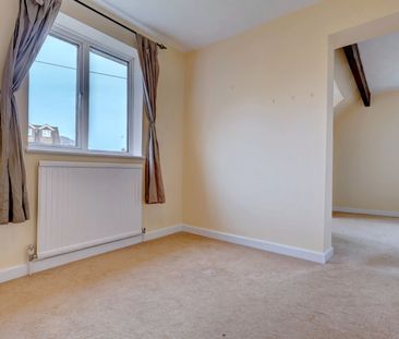 4 bedroom semi detached house to rent - Photo 6