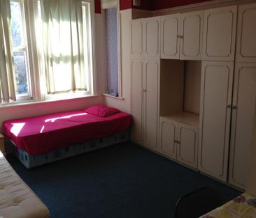 7 bedroom house share to rent - Photo 2
