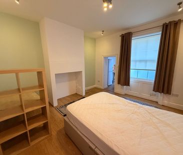 Fitzwilliam Street, Huddersfield, HD1 - Photo 1