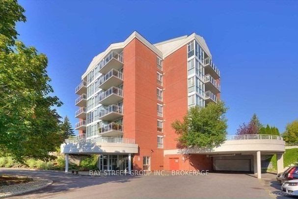 For Lease - 1071 Queens Avenue Unit# 605, Oakville, Ontario - Photo 1