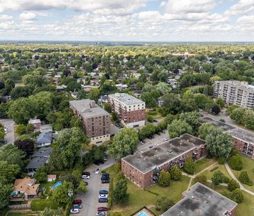 1750 Boulevard Lévesque Est, Laval, QC - Photo 3