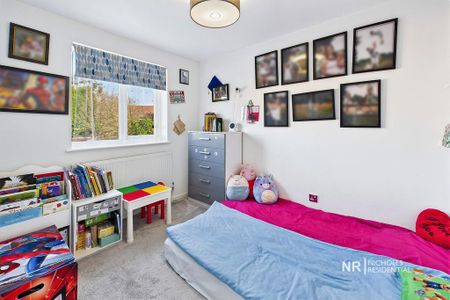 3 bedroom end of terrace house to rent - Photo 5