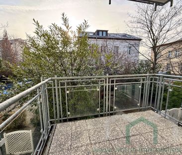 ** 2-Zimmer-Wohnung mit Balkon, Einbauküche und TG-Stellplatz im Ze... - Photo 6