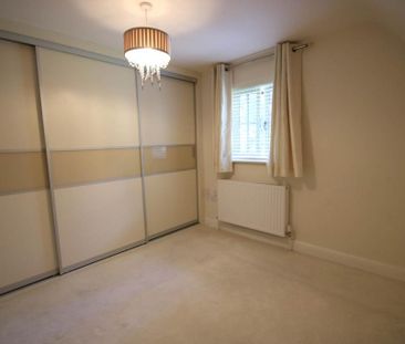 2 bedroom semi-detached house to rent - Photo 2