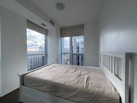 For Lease - 1 Yorkville Avenue Unit# 2302, Toronto, Ontario - Photo 4