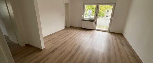 Demnächst frei! 2-Zimmer-Wohnung in Duisburg Huckingen - Photo 1