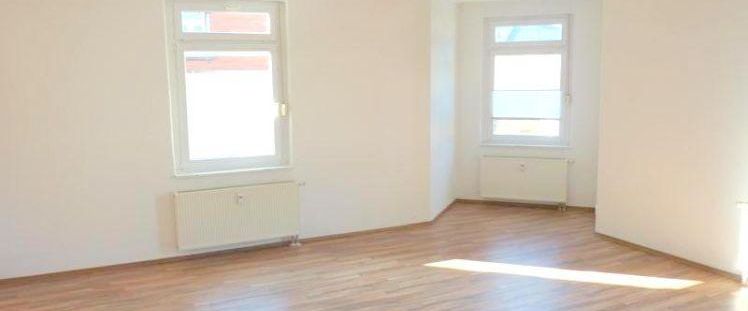 Hochparterre mit großem Wohnzimmer - Foto 1