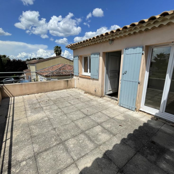 Appartement 43 m² - 2 Pièces - Nîmes (30000) - Photo 1