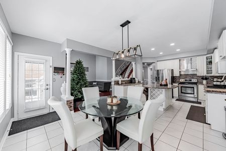 For Lease - 32 Amanda Avenue, Whitby, Ontario - Photo 2