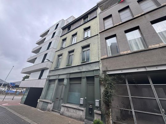 APPARTEMENT MET TERRAS - Photo 1