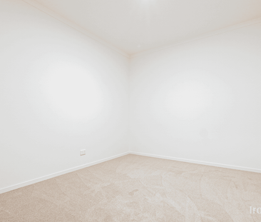 Brand New Stylish Living in the Heart of Aurora Estate! - Photo 3