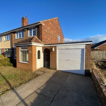 3 bed semi-detached house to rent in Walworth Grove, Middlesbrough, TS5 - Photo 4