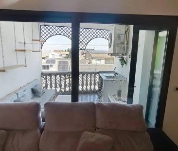 Piso de alquiler en Calle Camilo José Cela, Residencial Triana - Ba... - Photo 2