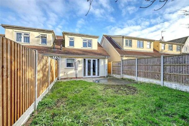 Glenwood Avenue, Westcliff-on-sea, Essex, SS0 - Photo 1