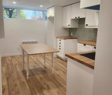 3 1/5 complètement rénové à neuf , Chomedey - Photo 1