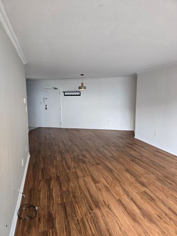 For Lease - 270 Queens Quay Unit# 1003, Toronto, Ontario - Photo 2