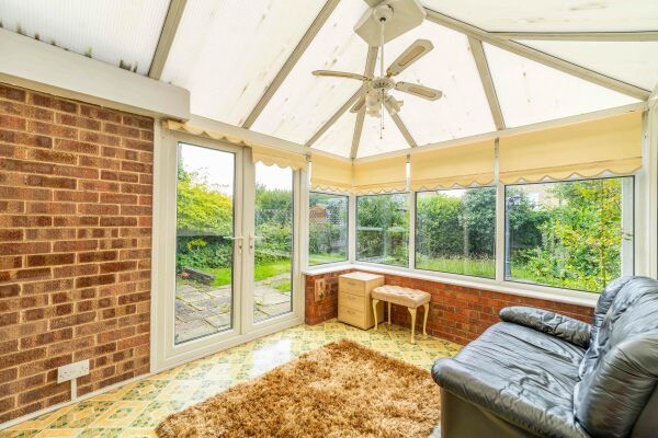 35 Eastfield Crescent - Photo 1