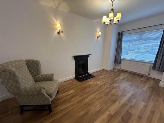 7 Kinnegar Road, Holywood, BT18 9JN - Photo 1