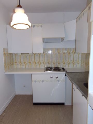 Location Appartement 2 pièces 55m² - Photo 2