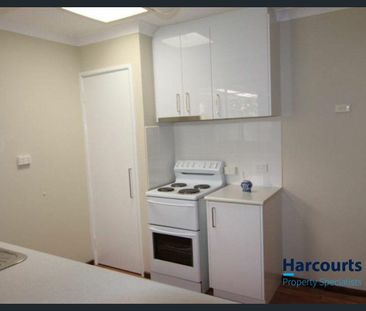 Well-Located 3-Bedroom Home in the Heart of Willetton - Photo 3