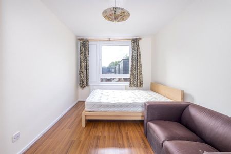 2 bedroom maisonette to rent - Photo 5