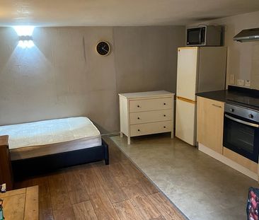 Studio Flat, Beeston, LS11 - Photo 3