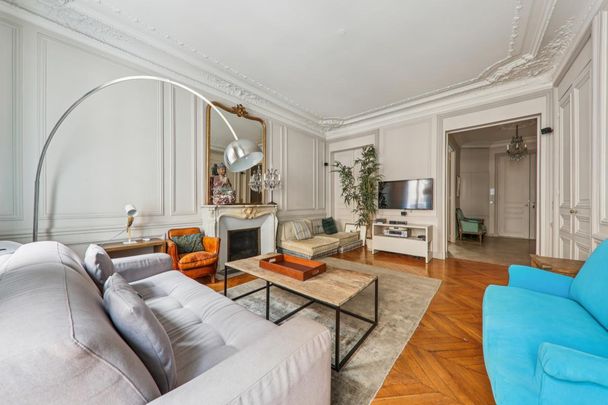Location Appartement 3 pièces Meublé 107m² PARIS 8ème - Photo 1