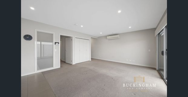 Apartment in the Heart of Montmorency - Photo 1