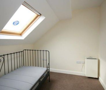 2 bedroom property to rent - Photo 2