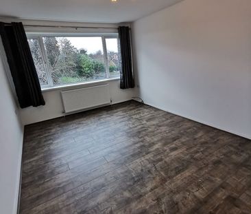 2 Bed Flat, Sherbourne Road, B27 - Photo 4