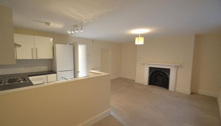 Richmond Road, Exeter - Photo 2