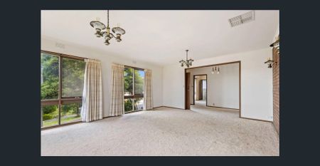 Elevated Living with Scenic Views in Doncaster - Photo 5