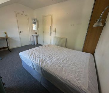 1 bedroom property to rent - Photo 4