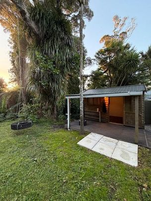 Sleepout for Rent – Henderson Valley Oasis - Photo 1