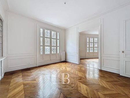 Tout savoir sur cet appartement dans le quartier Gros Caillou, à Paris 7ème - Photo 3