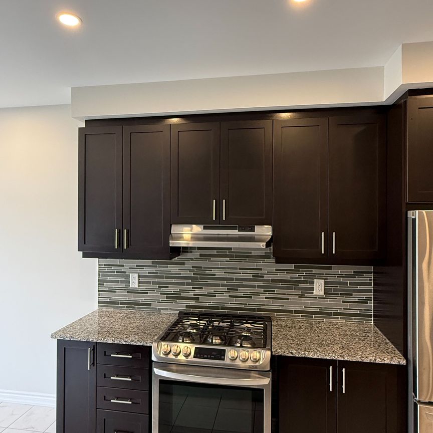 For Lease - 42 Faust Ridge, Vaughan, Ontario - Photo 1