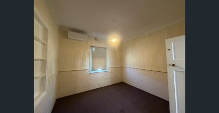 3-Bedroom Cottage for Lease - Photo 2