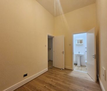 1 Bed Flat, Downs Road, E5 - Photo 3