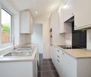 2 bedroom terraced house to rent - Photo 1