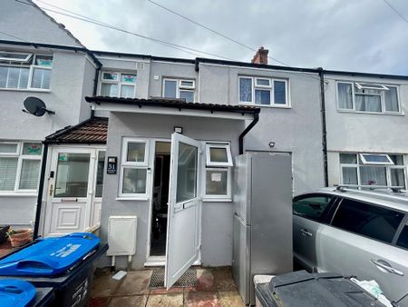 2 bedroom terraced house to rent - Photo 3