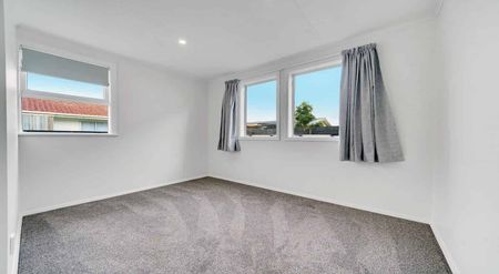 468B Massey Road, Māngere East - Photo 3