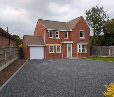 4 bedroom detached house to rent - Photo 3