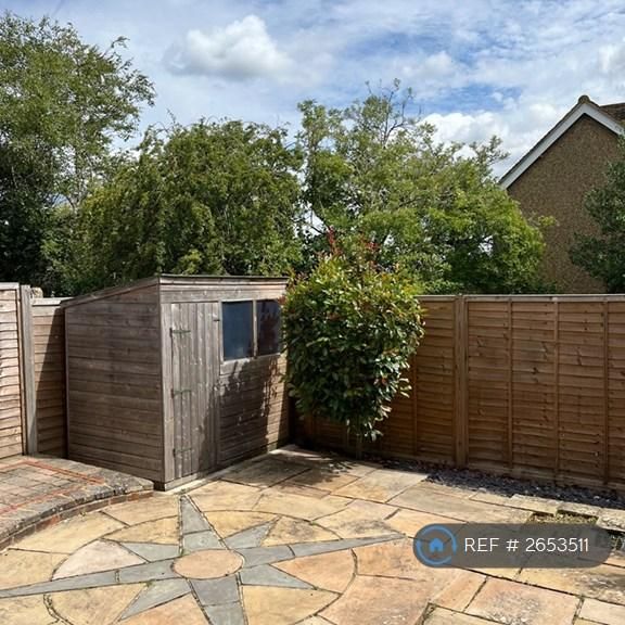 3 bedroom maisonette to rent - Photo 1