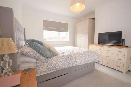 Shones Croft, Ness, CH64 - Photo 3