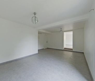 Location Appartement 4 pièces 83m² POITIERS 86000 - Photo 1