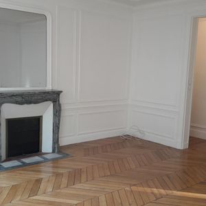 location Appartement T3 DE 106m² À PARIS - Photo 2